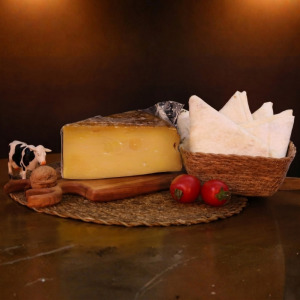 Koyun İnek Sütü Karışık Eski Kaşar (500 GR)